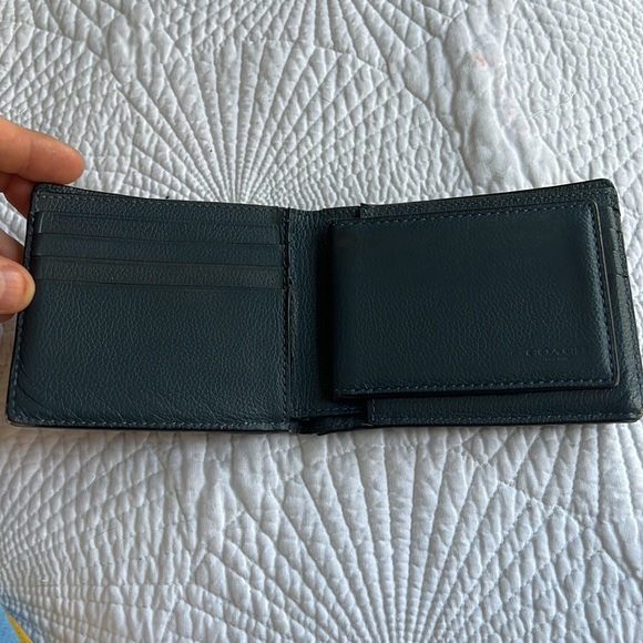 Coach wallet - Picture 2 of 7